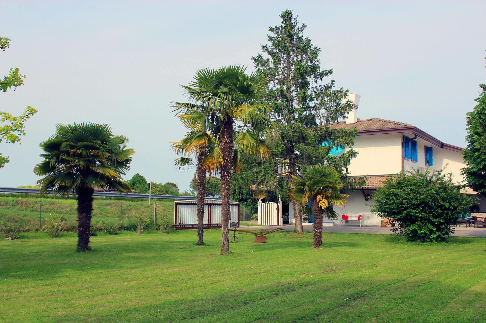 Villa Roma Holidays Jesolo Eksteriør bilde
