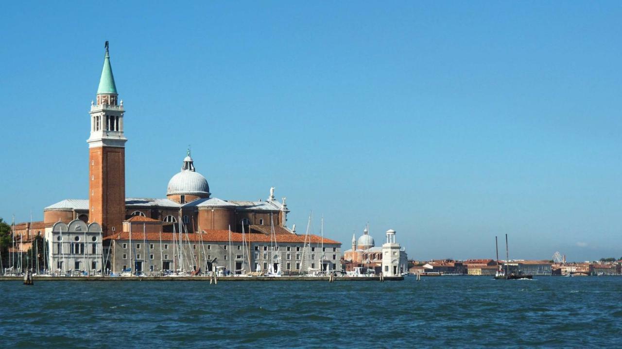Villa Roma Holidays Jesolo Eksteriør bilde